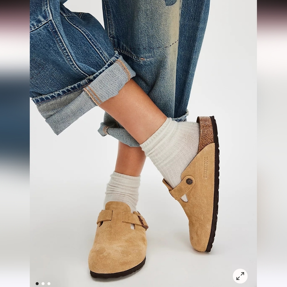 Birkenstock Boston Suede Clogs in Clay